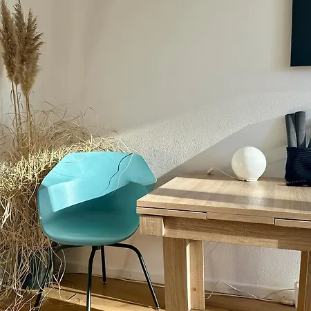 Serenity, 4 Min Walk To Center!