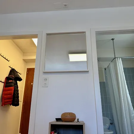 Serenity, 4 Min Walk To Center!