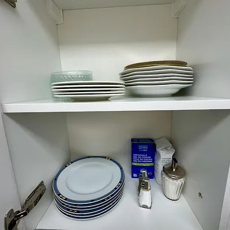 Serenity, 4 Min Walk To Center! *