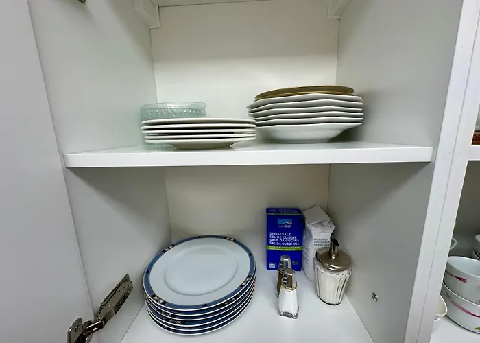 Serenity, 4 Min Walk To Center! *